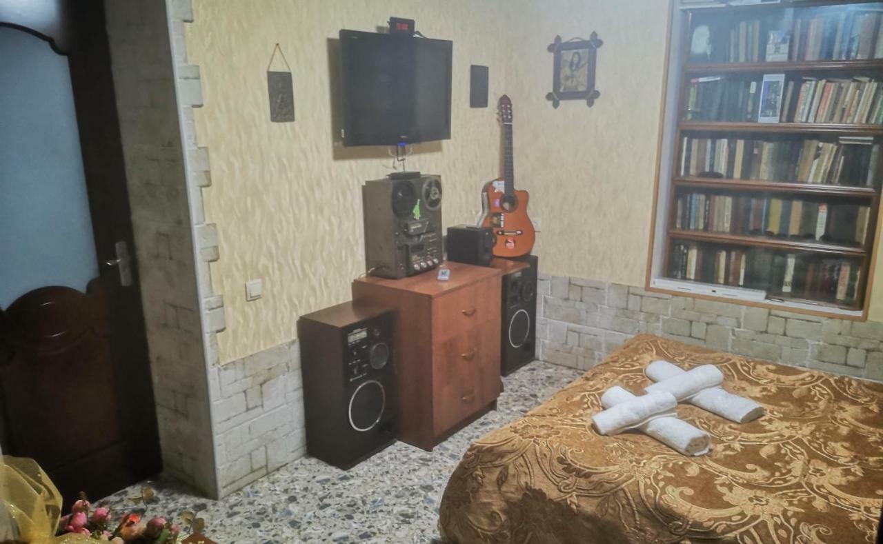 Hostel Sadu Kutaisi Bagian luar foto